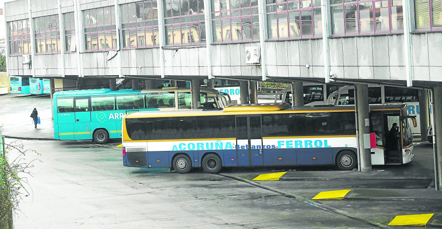 El Concello reclama la recuperación del servicio de buses de primera hora