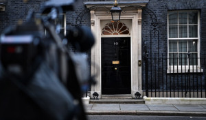 Boris Johnson se encierra en Downing Street en medio de llamamientos a su dimisión