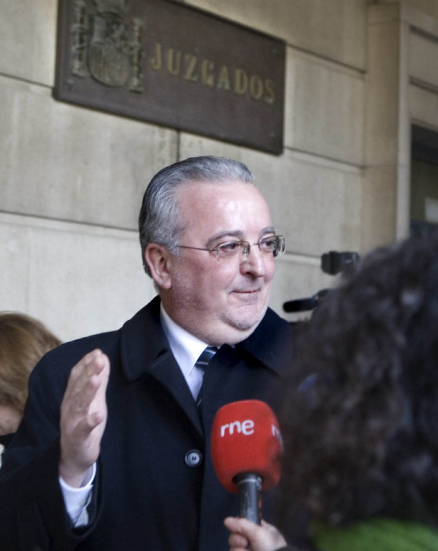Siete años de cárcel para exconsejero andaluz Antonio Fernández por los ERE