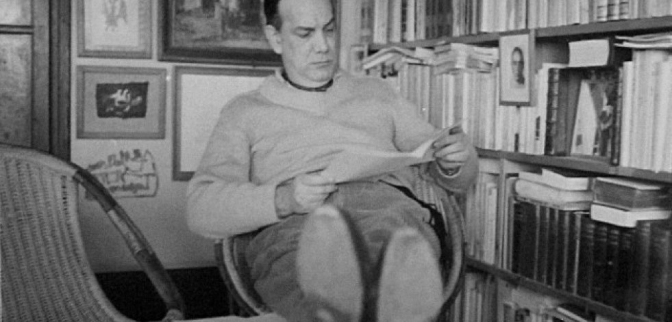 Localizan el primer manuscrito original de Cela, un poemario de 1936