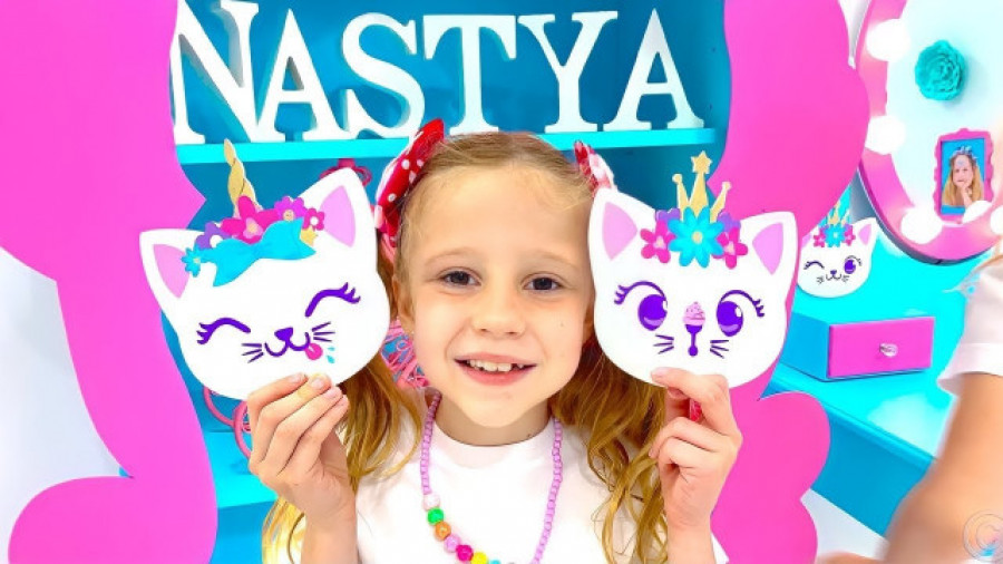 Nastya, la niña de siete años que se cuela en la lista de los youtubers mejor pagados, todos hombres