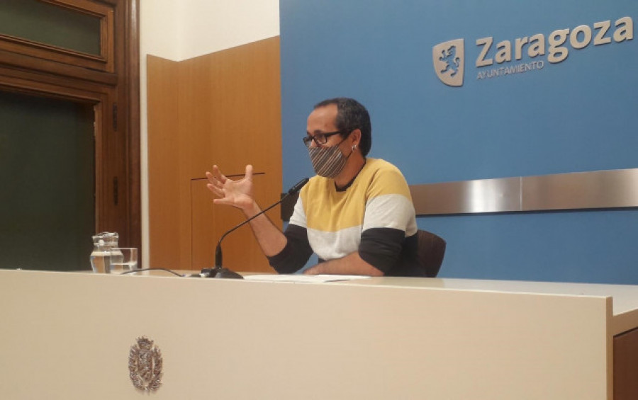 Un concejal de Zaragoza en Común llama 'carapolla' a Martínez Almeida