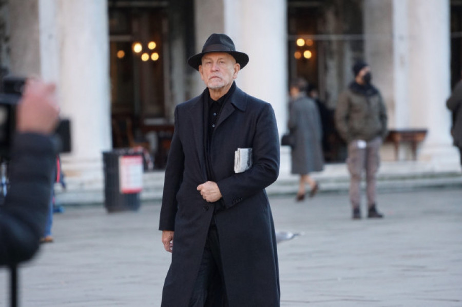 El actor John Malkovich, vetado en un hotel de Venecia por no disponer del certificado anticovid