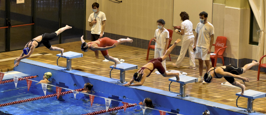 El Natación Ferrol domina la segunda jornada infantil