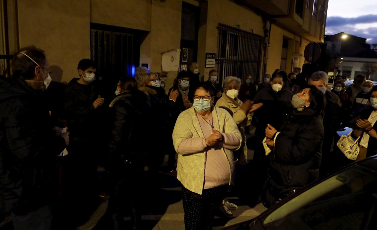 Los vecinos de Ferrol Vello vuelven a la calle para reclamar la reapertura del consultorio