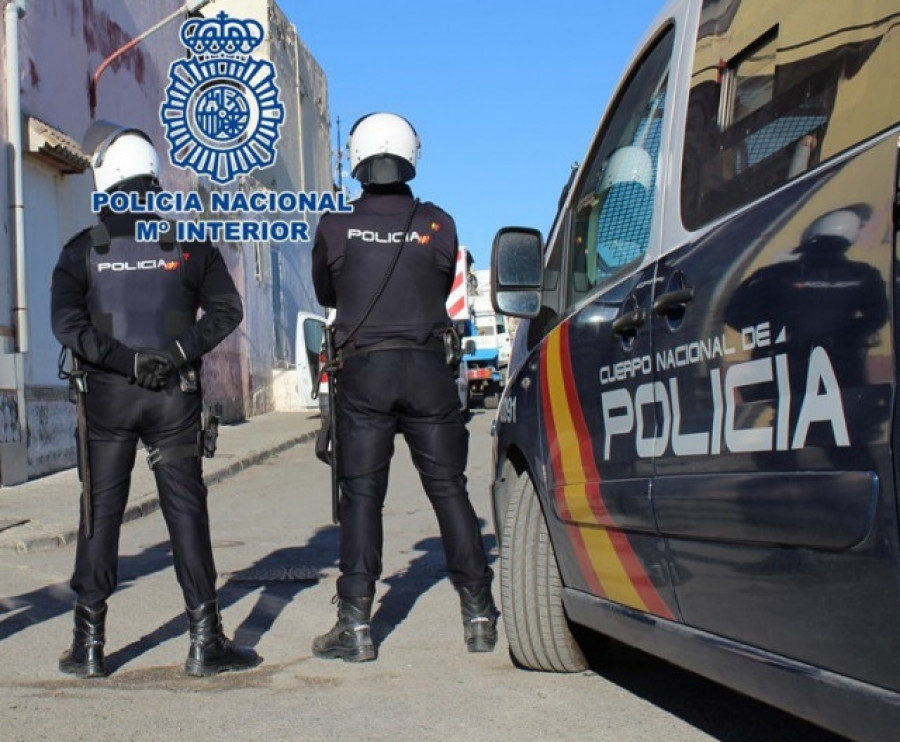 La Policía Nacional elimina el requisito de la altura mínima para acceder al cuerpo