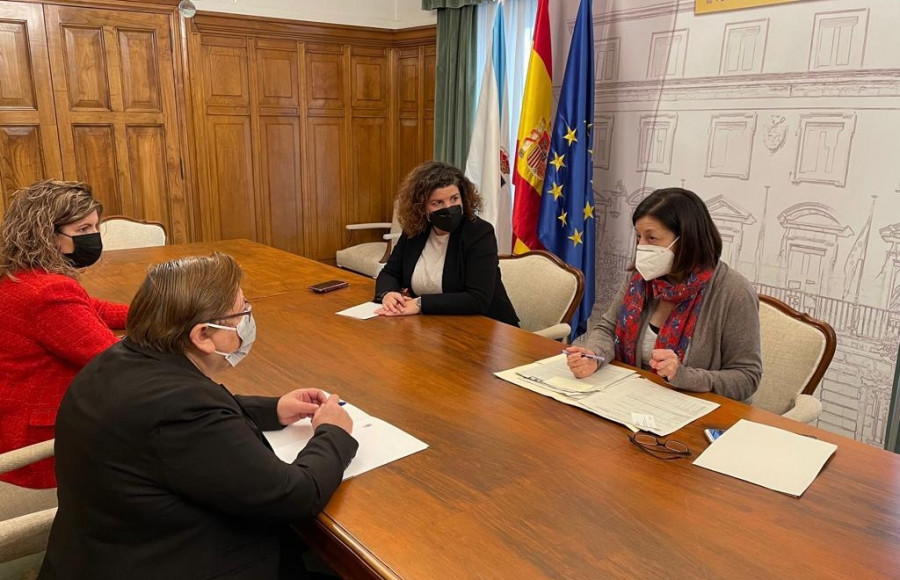 Narón impulsa con la Subdelegación la Mesa contra la violencia de género