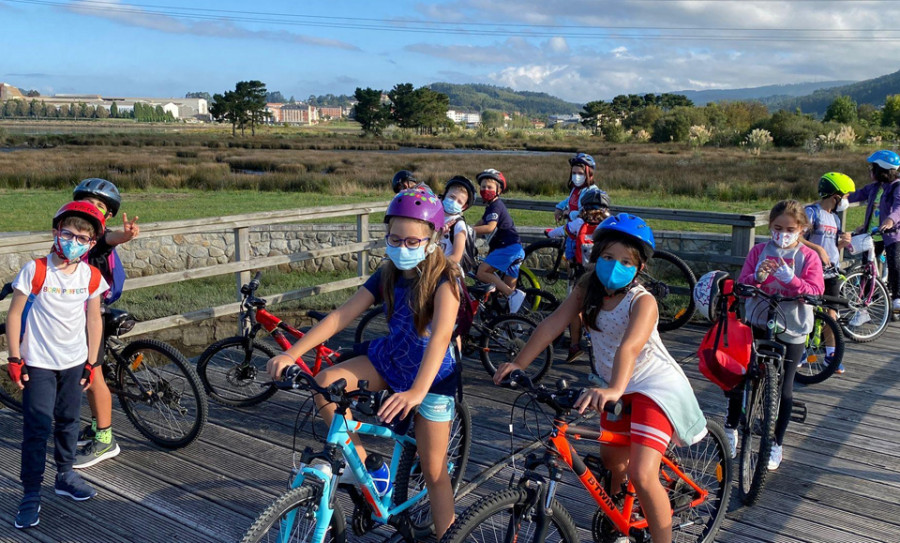 Narón lleva la Educación Vial a los colegios Ponte de Xuvia, Piñeiros y A Solaina