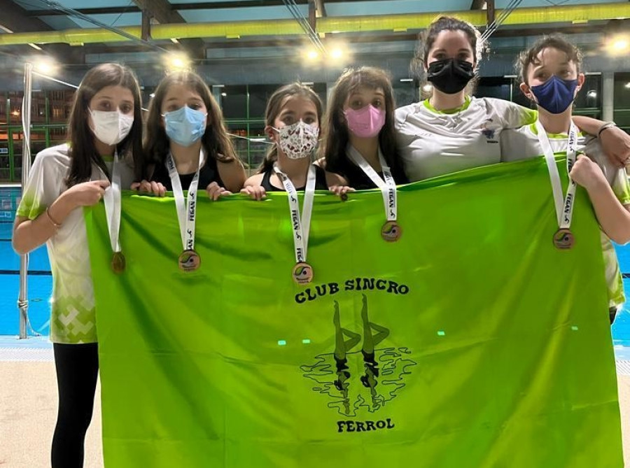 El Sincro Ferrol suma tres medallas en Ourense
