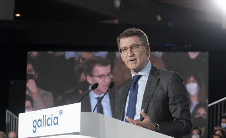 Feijóo admite que no puede dirigir sine die la Xunta y se abre a ser senador