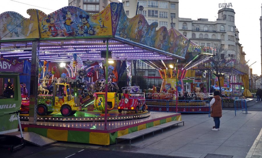 Las atracciones de feria volverán a la plaza de España en Semana Santa