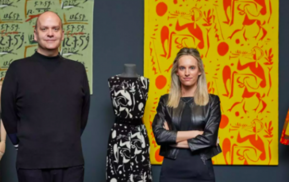 La Fundación Barrié reúne obras textiles de artistas como Picasso, Matisse, Dalí, Chagall o Warhol