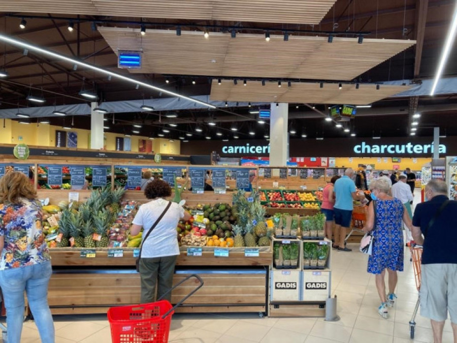 Gadis duplica el empleo en su supermercado más grande de la cadena en Pontevedra