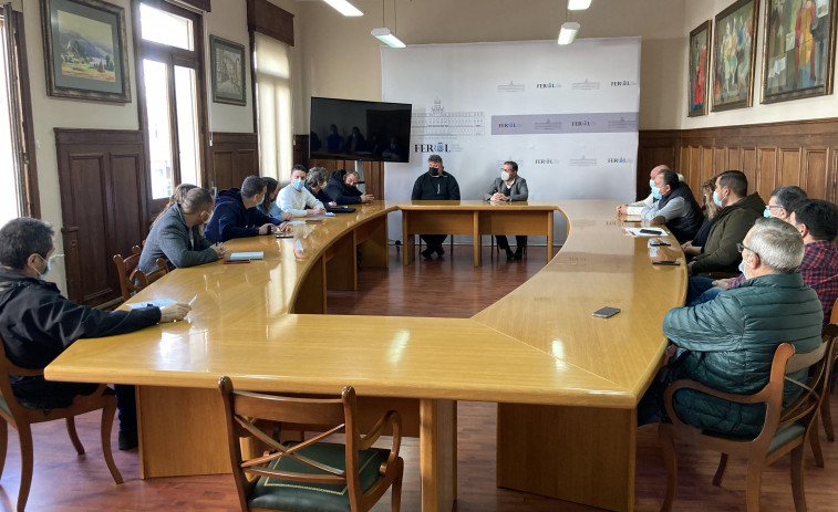 Ferrol afronta el quinto día de huelga con leves problemas de suministros