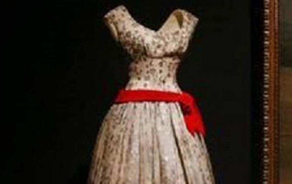 ​'Carácter', el universo Balenciaga desde el interior de los detalles