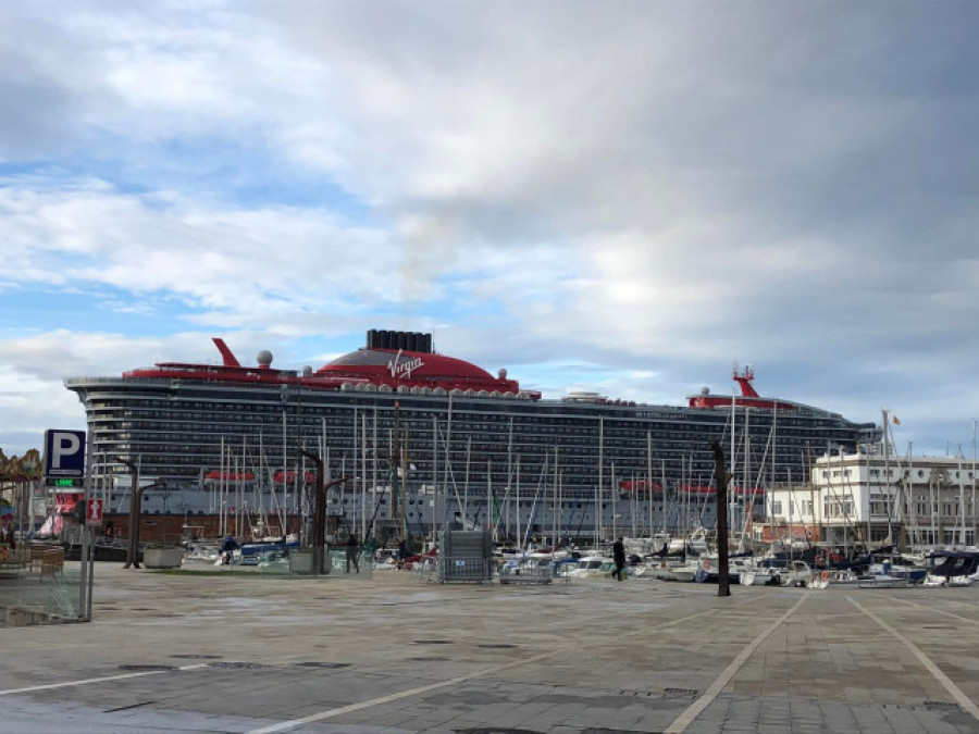 El 'Valiant Lady' visita Galicia