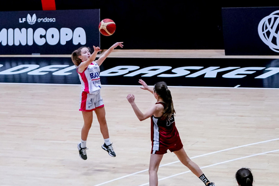 El Baxi infantil se despide de la Minicopa con derrota frente al Unigirona