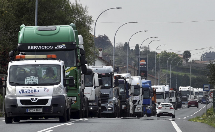 Nueva protesta del colectivo de transportistas, que inicia ya su tercera semana de paro