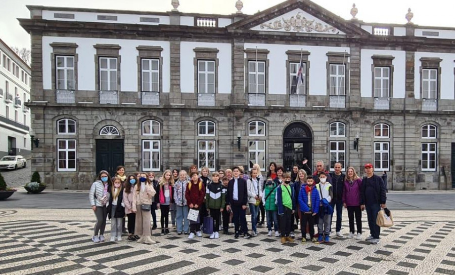 El CEIP Cruceiro de Canido viaja con alumnado a Azores en el marco de su proyecto europeo