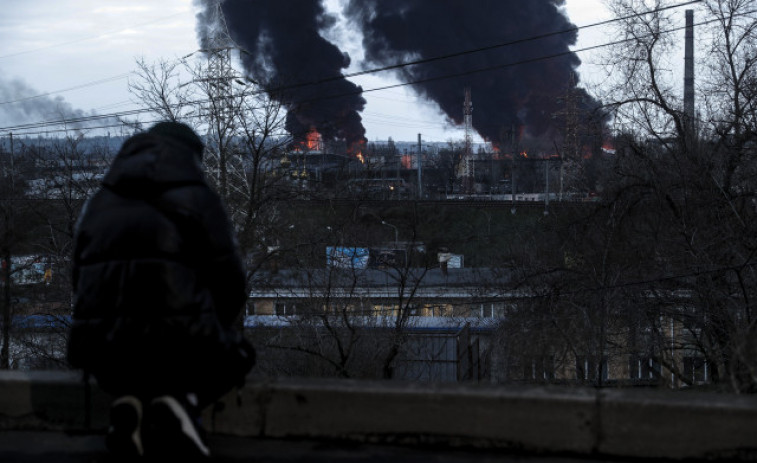 El Ejército ruso destruye una refinería en la región ucraniana de Odesa