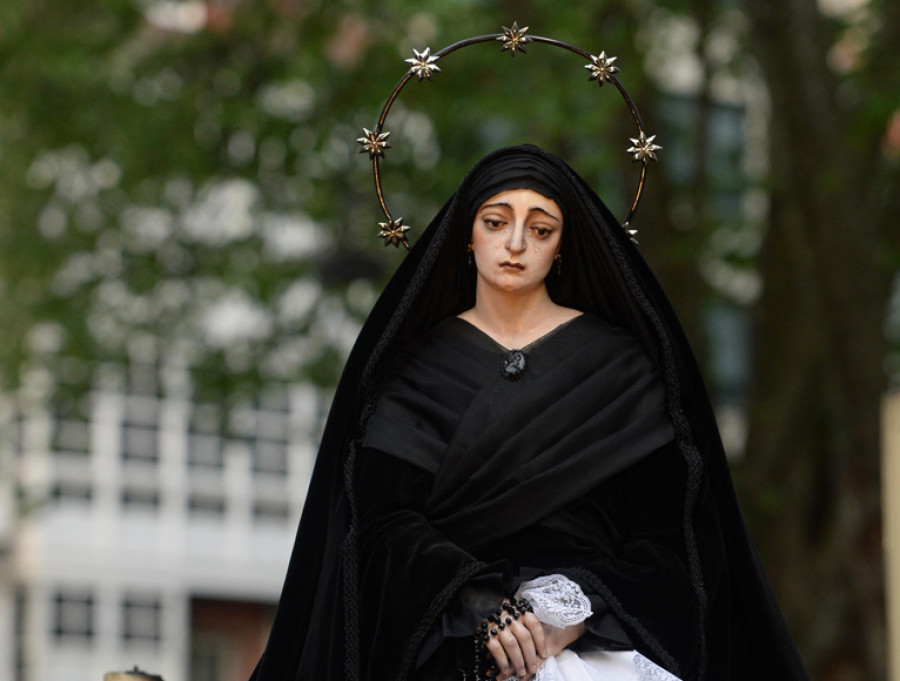 El obispo aprueba la coronación canónica de la imagen de Nuestra Señora de las Angustias