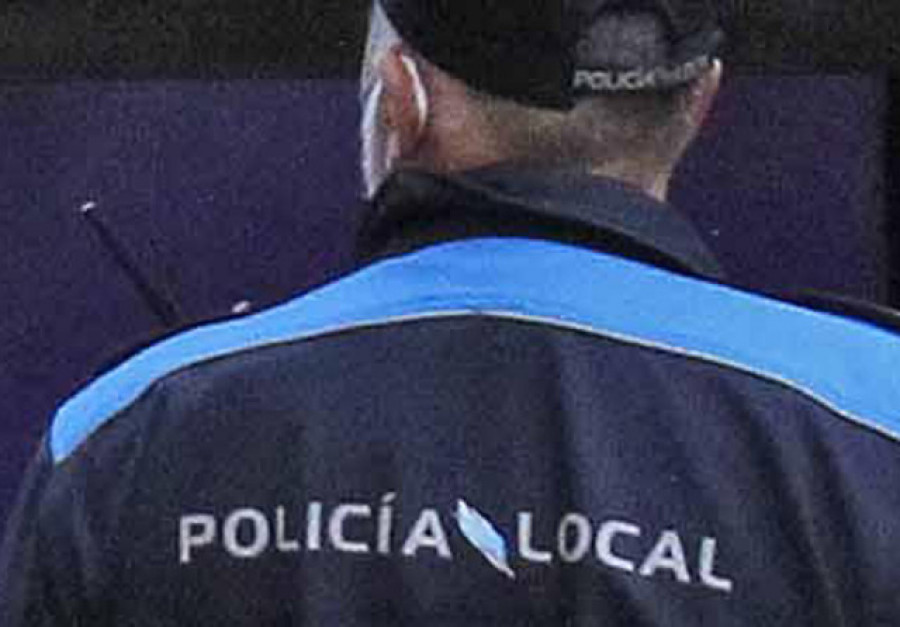 Pillan a un menor conduciendo un coche en el que viajaba su padre ebrio