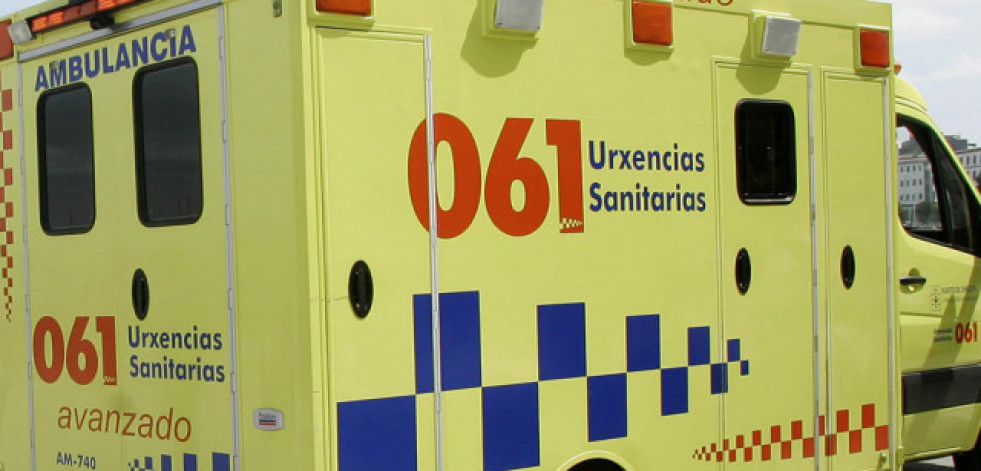 El 061 atendió a 82 personas debido a 57 accidentes de tráfico el fin de semana en Galicia, de las que una murió