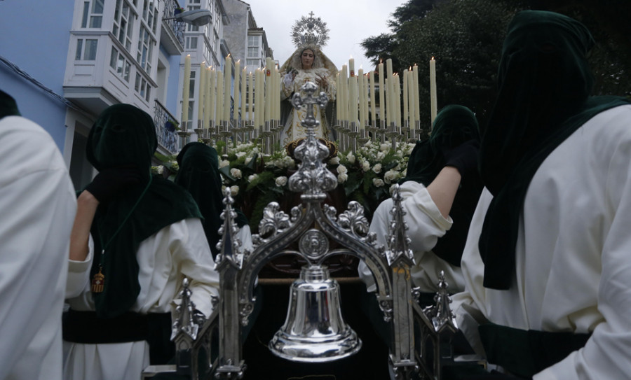El Jueves Santo ofrece la procesión de más longitud y la de mayor número de pasos en la calle