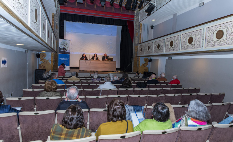 Cerca de cuarenta personas de Ortigueira inician la segunda edición de la Universidad Sénior