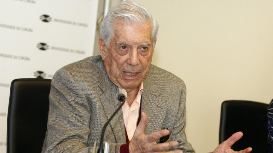 Mario Vargas Llosa recibe el alta tras vencer al covid