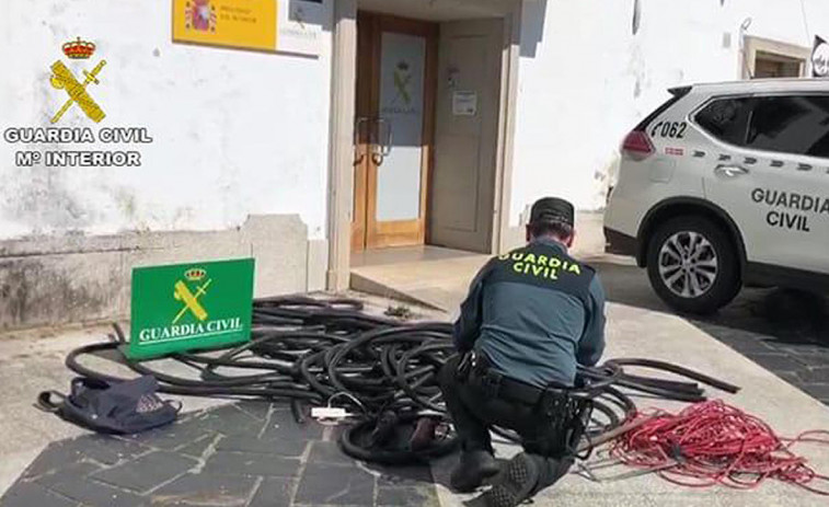 Detenidos dos vecinos de Cariño acusados de delitos de robo de cable de cobre en dos parques eólicos