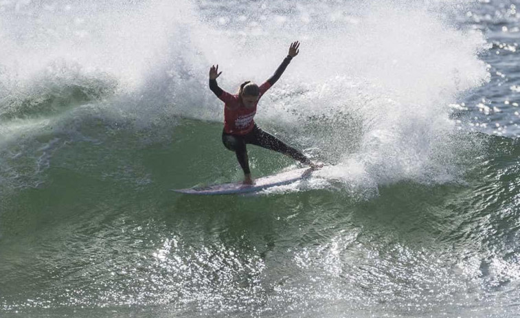 Surf | La cita femenina arranca en el Junior Pro Ferrol