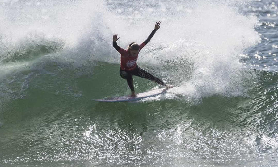 Surf | La cita femenina arranca en el Junior Pro Ferrol