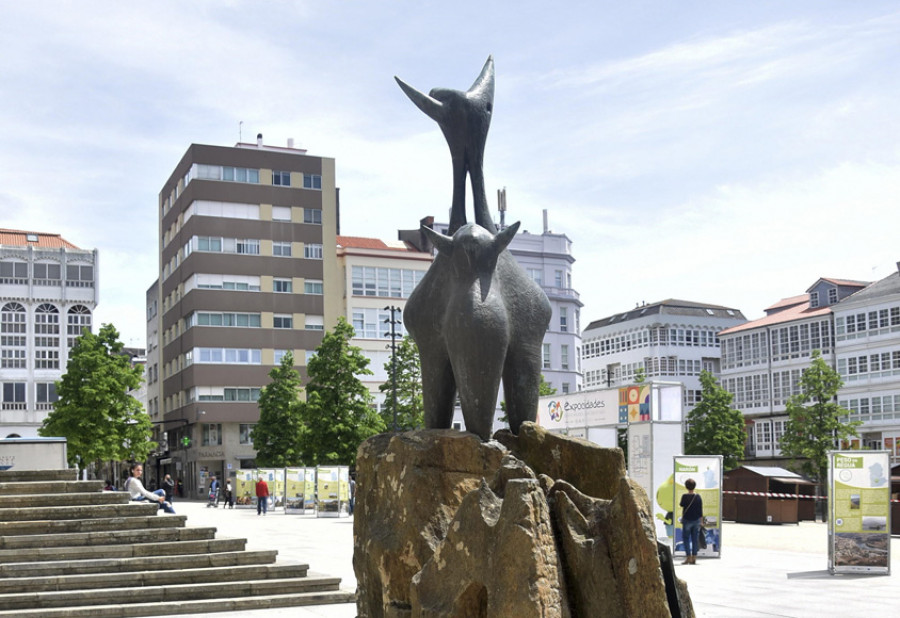 La pieza escultórica más relevante de Ferrol luce espléndida tras su restauración