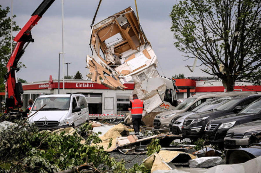 Un muerto y una cincuentena de heridos por fuertes tormentas en Alemania