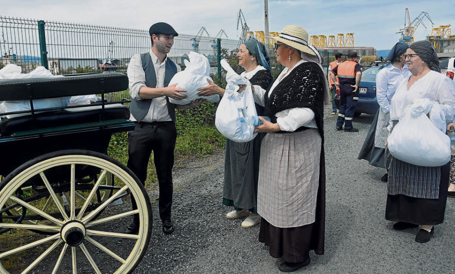 En ruta para recordar la labor que las lavandeiras de Fene hacían para los “señoritos” de Ferrol