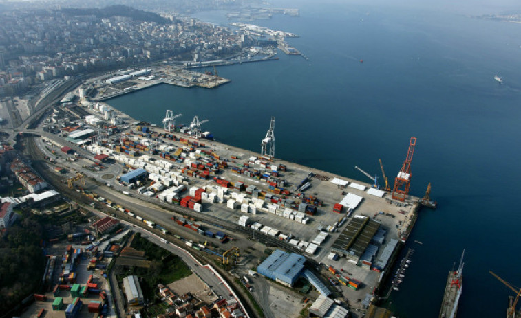 El tráfico de mercancías en los puertos gallegos del Estado aumenta un 5% en lo que va de año 2022