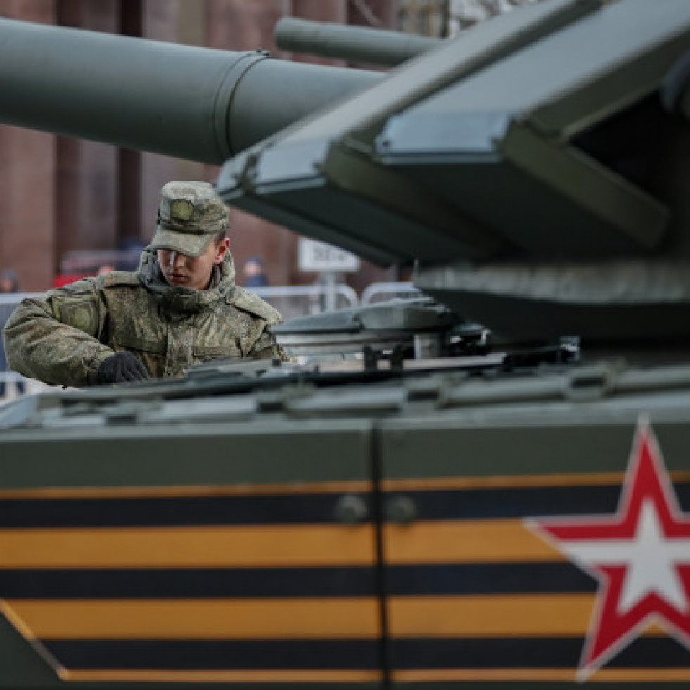 Putin firma la ley que elimina el límite de edad para servir en el Ejército