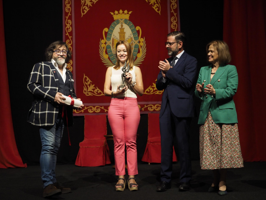 Érika Reija reivindica el papel de la mujer en la prensa y zonas de conflicto