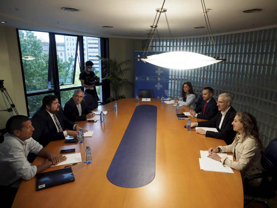 La Xunta presenta a la patronal de Ferrolterra su Estratexia Naval para el desarrollo de este sector económico