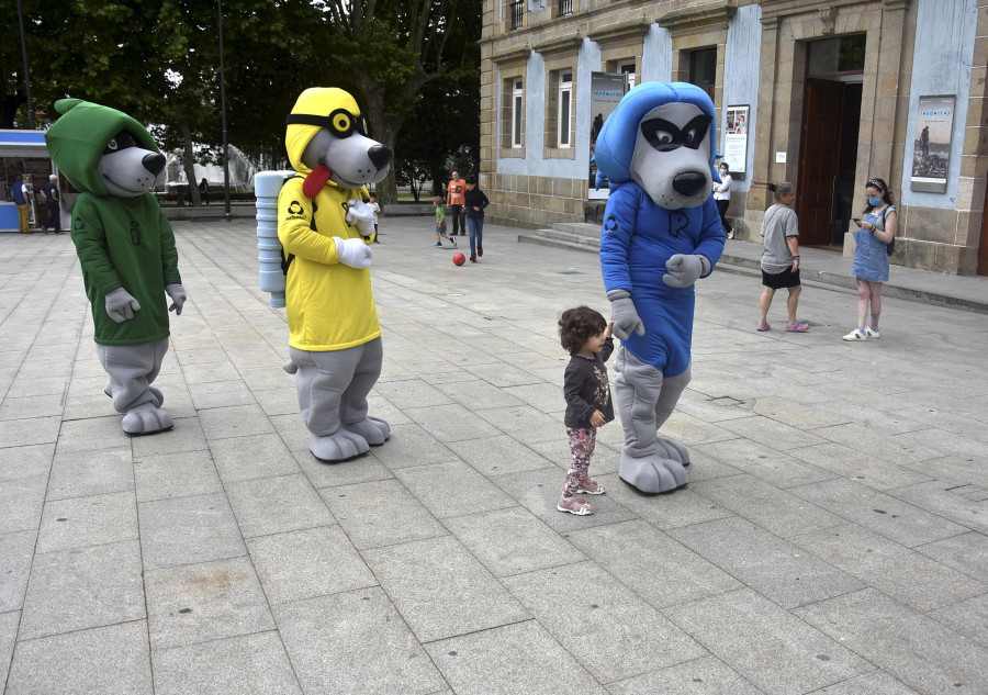 Ferrol celebra el Día del Medio Ambiente con talleres y con recogida de basura en la playa