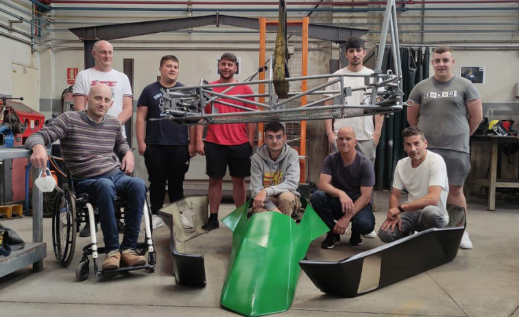 El vehículo de inercia del IES Fene gana dos premios en el Hiperbaric Challenge