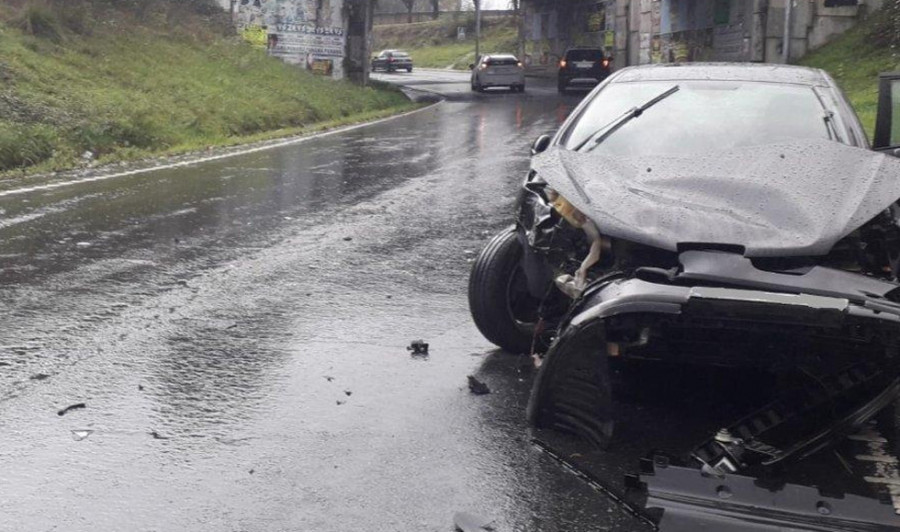 Las carreteras de Ferrol dejan una jornada negra con seis heridos en tres accidentes