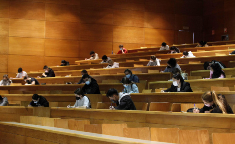 Medicina, Biotecnología y Matemáticas, entre las primeras carreras en Galicia en cerrar admisión