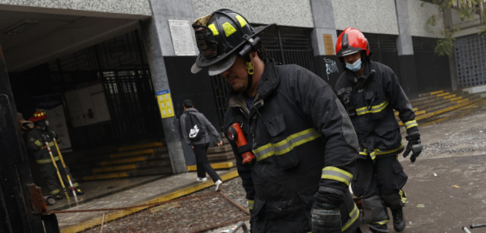 Arde por completo una casa deshabitada en A Pobra do Brollón