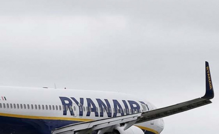 Los trabajadores de Ryanair convocan 6 jornadas de huelga en verano en España