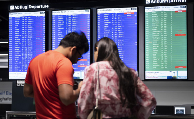 Un fallo informático paraliza durante varias horas el espacio aéreo suizo