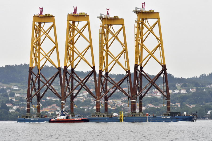 Las cuatro primeras “jackets” de Saint Brieuc se encuentran ya rumbo a la Bretaña francesa