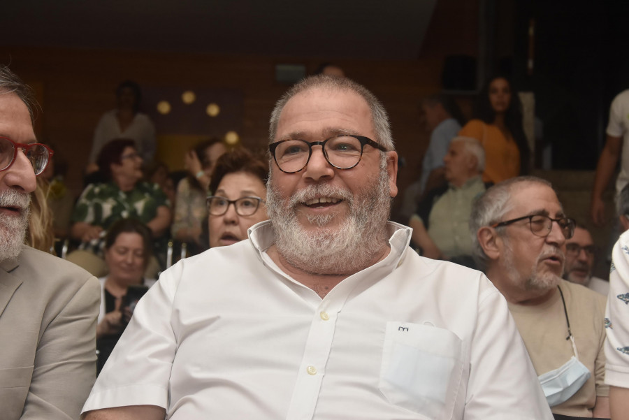 El teatro gallego premia al director técnico del Padroado da Cultura