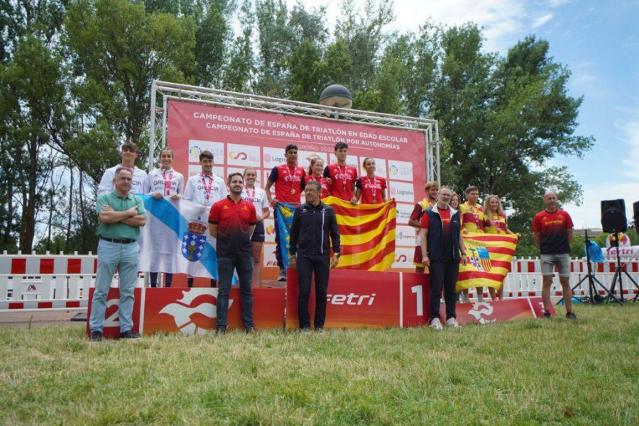 Suárez, Puentes y Castro impulsan a Galicia en Logroño